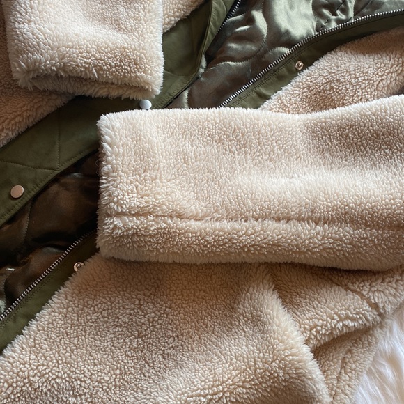 Fleece coat - Picture 3 of 3